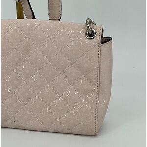 Elegant Quilted Handbag - Pink guess